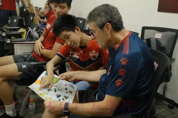 2018中甲故事 - 中甲不止座次，还有爱和分享